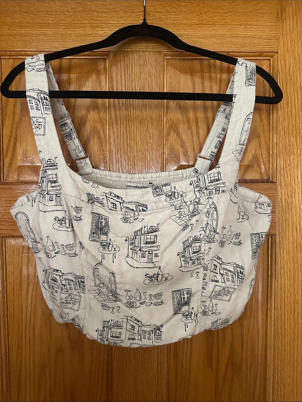 Abercrombie & Fitch Apertivo Hour Crop Top